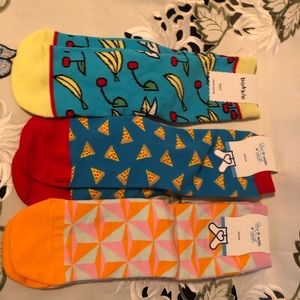 3 NWT Pairs of Fun Ankle Socks